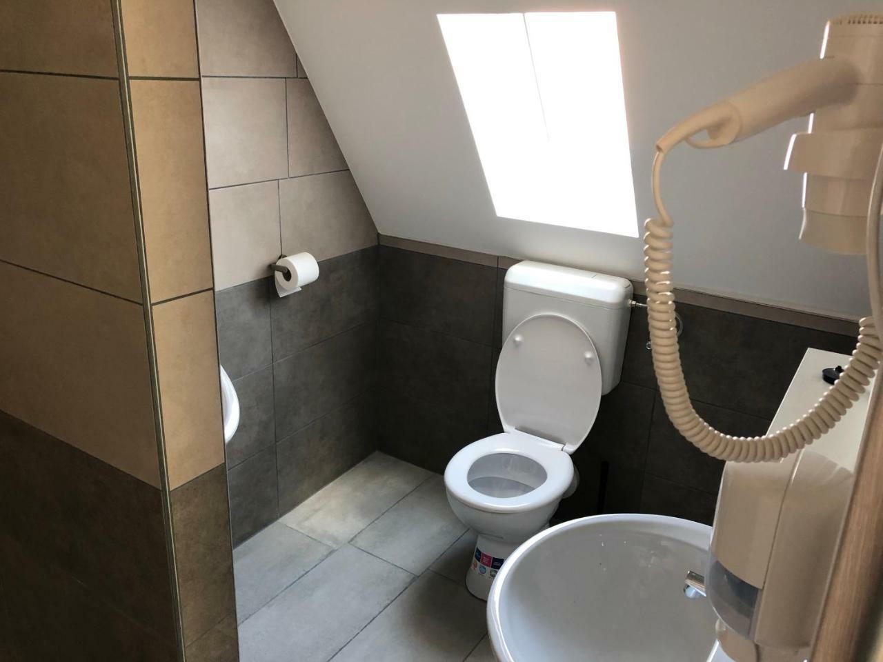 Juno Apartman Vendégház Miskolc Exterior foto